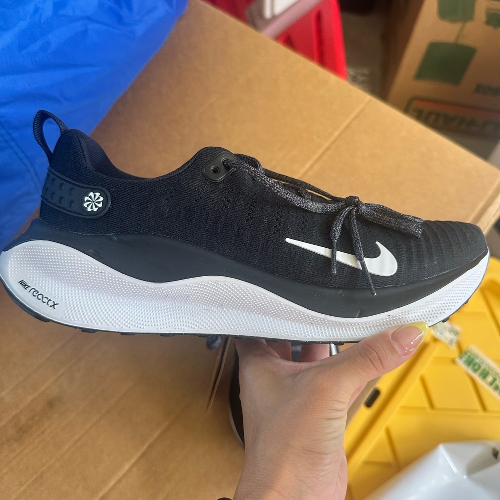 Nike infinity react run R4 (flyknit) - Picture 2 of 4